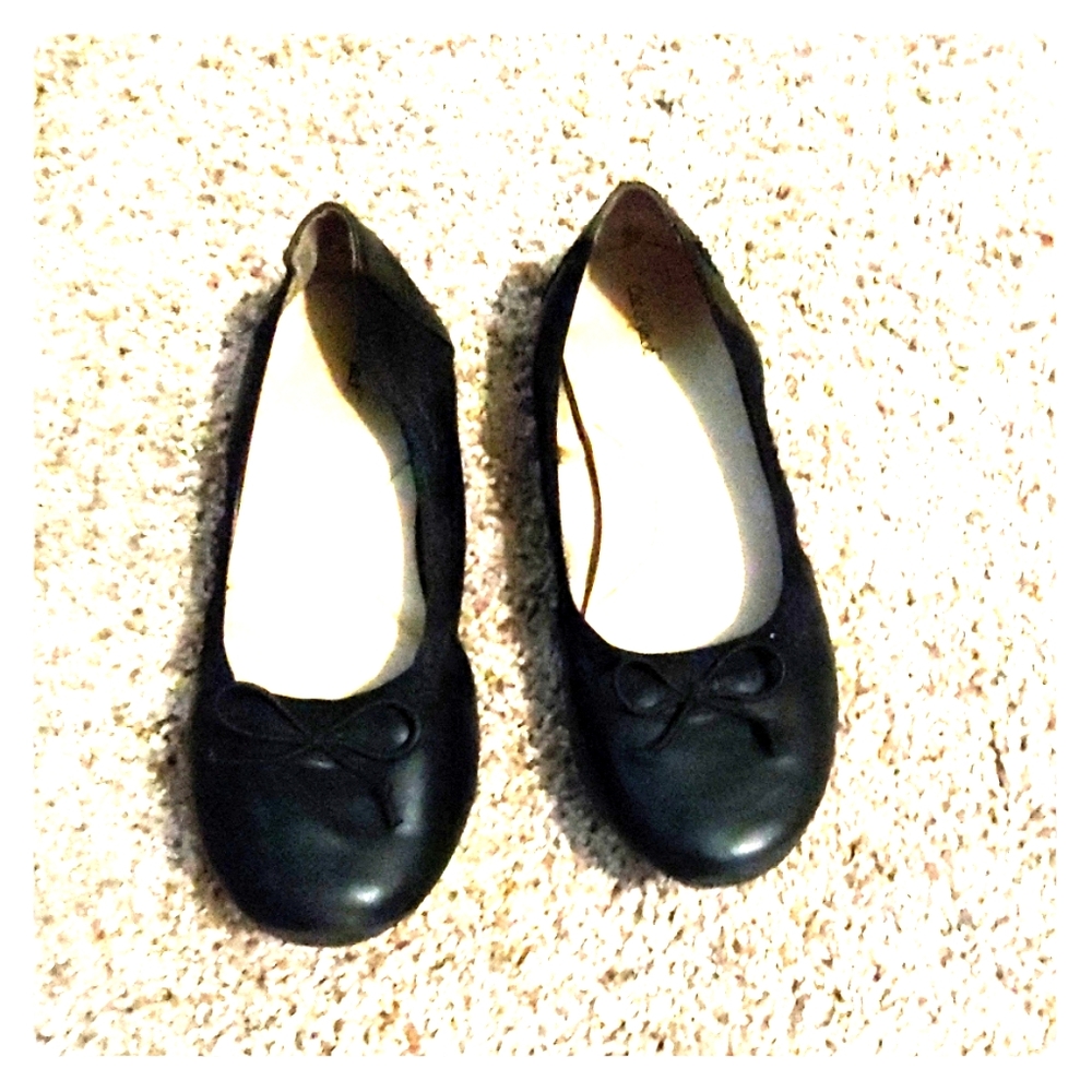 Girls shoes